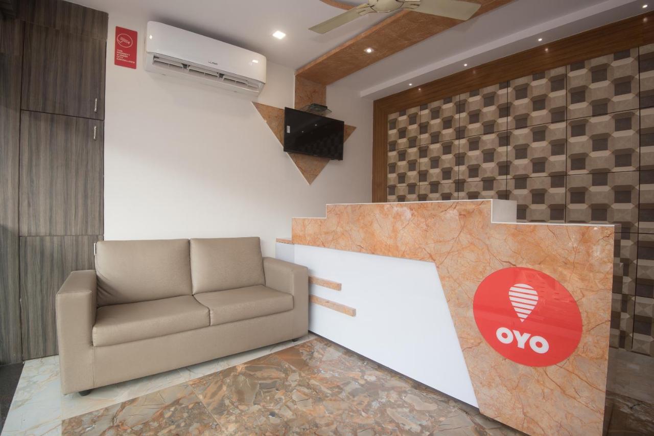 Oyo 14056 Golden Arch Hotel - Mumbai — Photos 1